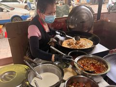 -周记热干面豆皮大王(桃花东街店)