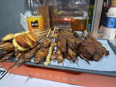 -云晓光头烧烤吧(盛夏店)