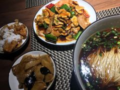 -十面春风·江南面馆(崇宁路店)