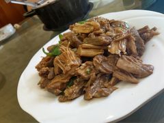 尖椒炒拆骨肉-小锅饭豆腐馆(太原街店)