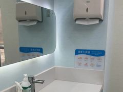 -极光口腔·矫正种植修复(锦江院区)