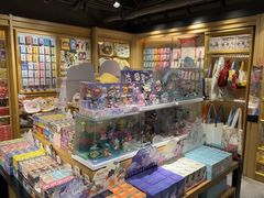 -猫的天空之城概念书店(苏州诚品店)
