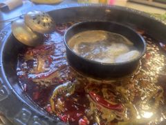 -黄潇洒老火锅(九眼桥宏济巷店)