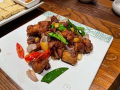 泰式柠檬香叶鸡-云海肴·汽锅鸡·云南菜(美罗城店)