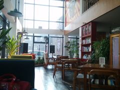 -腾爱熊猫咖啡生活馆(老东门店)