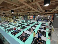 -反弹蹦床公园·运动乐园·团建·亲子派对(深圳观澜湖店)