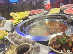-唇辣号重庆老火锅(燕郊鑫乐汇店)