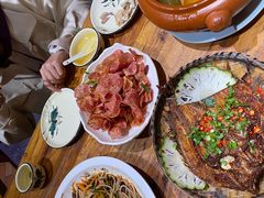 -老滇山寨•云南特色菜•地方菜•民族风情歌舞表演(金碧店)