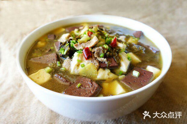 夏日懒人一锅煮料理之肉片鸭血汤