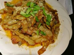 -老六杀猪菜(进乡街店)