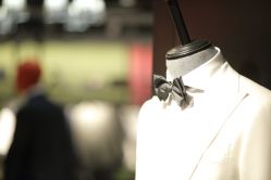 -BRANS PORO布朗斯伯勒西装高级定制·瑞璞西装(金陵店)
