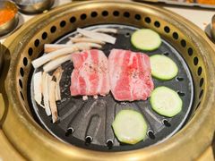 -蚂蚁洞·烤肉大营地(上海静安大悦城店)