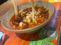 -百春原湖南牛肉粉(百联世纪店)