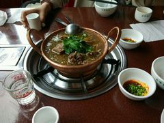 -银同牦牛肉火锅