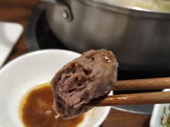 手打鲜肉丸-牛郎记潮汕牛肉火锅(大西洋银泰城店)