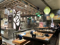 -湊湊火锅·茶憩(南京东路悦荟店)