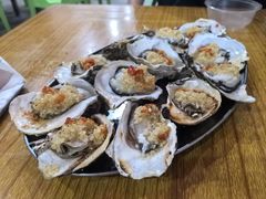 -蚝哥花姐湛江烤生蚝(美丽湾市场店)