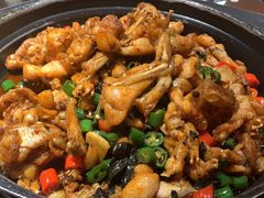 -蛙小侠·沸腾砂锅牛蛙(增城东汇城店)