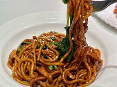 -滩外滩·本帮江浙菜(新天地店)