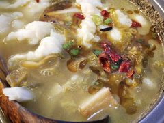 -周鱼小馆石锅酸菜鱼(活力汇店)