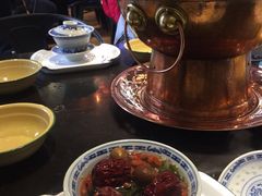 -巴四老城区炭火蛙锅(张江店)