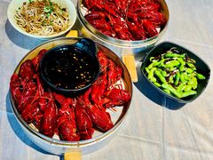 -巴厘龙虾·榜首油焖大虾(音乐学院·沿江酒馆店)