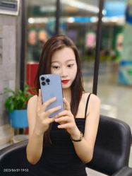 -FRIDAY星期五专业美发沙龙