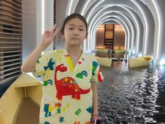 -涨巢·潮玩水疗局