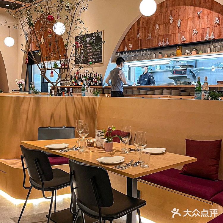 成都太古里|打卡市中心wineapp西南首店