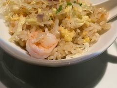 鲑鱼亲子炒饭-穹六人间 people 6(岳阳路店)