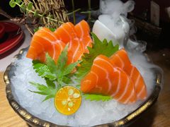 三文鱼刺身-江左尚白日本料理(万象城店)