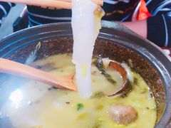 -周鱼小馆石锅酸菜鱼(活力汇店)