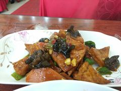 -魏四小鱼锅贴王