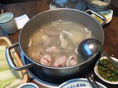-拾里椰乡·海南椰子鸡(珠影星光城店)