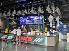 -极限PLAY运动娱乐新世界·团建派对潮玩休闲馆·室内蹦极高空游乐园