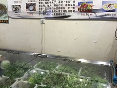 -魏铭鱼头捞饭(晋阳路店)