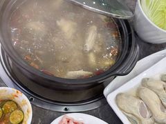 -濠轩阁特色生蚝火锅总店