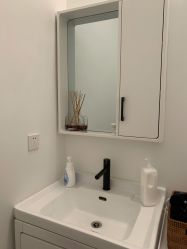 -微笑雨嘉造型护肤