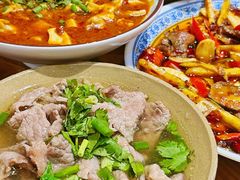 -谢老五跷脚牛肉·非遗传承店