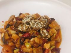 宫爆蘑菇鸡-肆月河豚·新淮扬(金融街店)