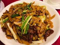 -西安唐隆国际酒店(大雁塔大唐不夜城店)