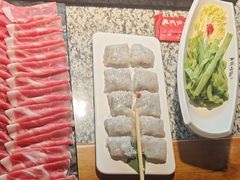 -老牌坊云南鱼豆花火锅(哈西万达店)