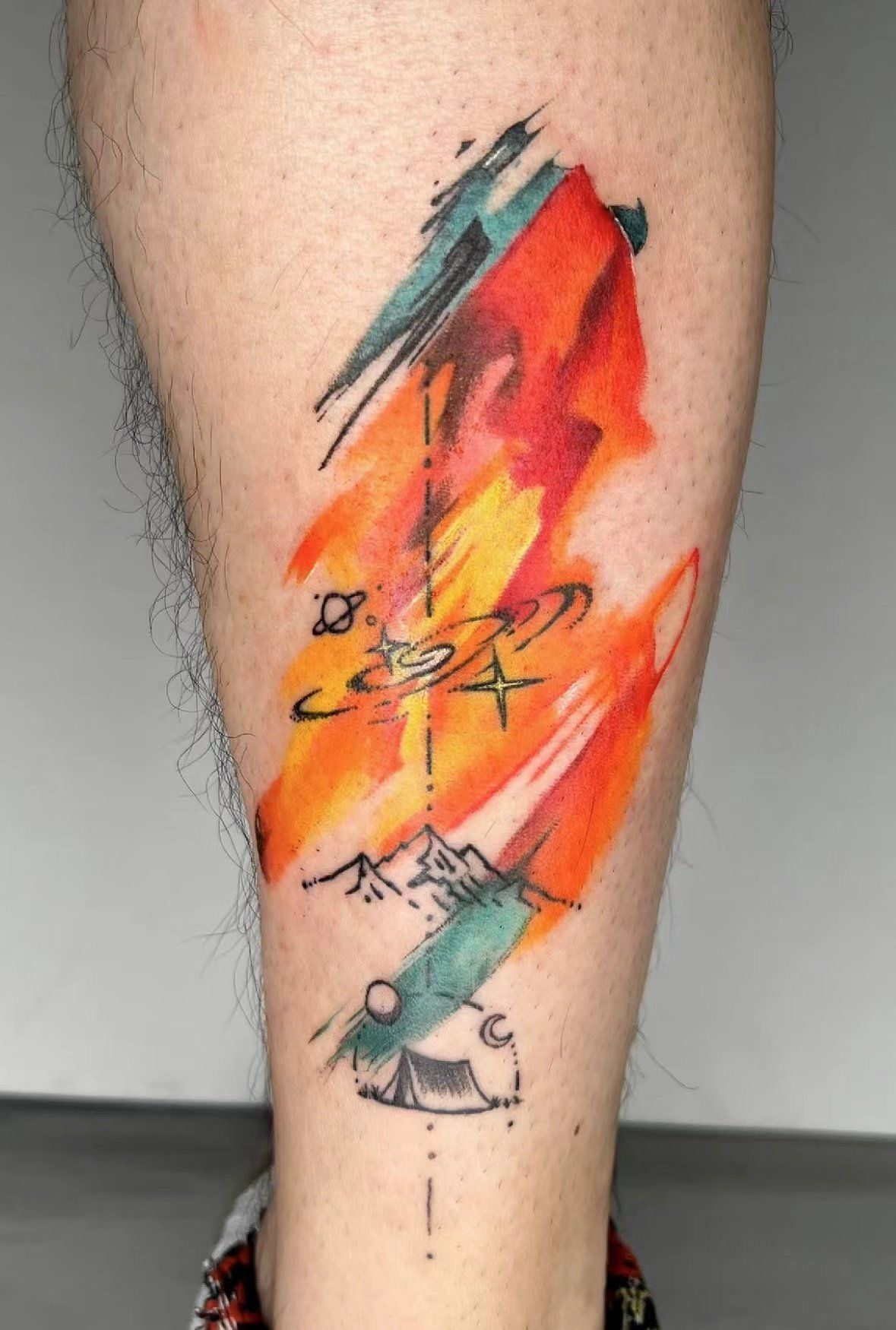 宇宙 |彩色纹身 小腿