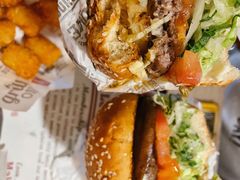 -The Habit Burger Grill 哈比特汉堡(复兴soho店)
