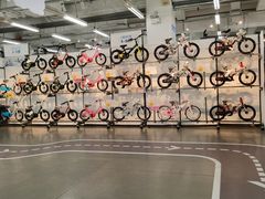 -迪卡侬(燕山店)