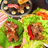 在青岛|吃烤肉首选来热炭！吃齐齐哈尔烤肉就来热炭！
