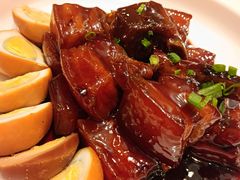 招牌红烧肉配卤蛋-和记小菜(大宁店)
