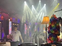 -喜鹊音乐酒馆(西街店)