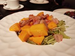 -天际餐厅(广州珠江新城假日酒店)