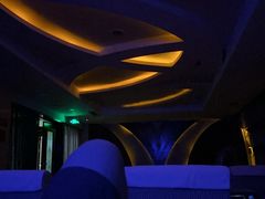 -碧中海汤泉汗蒸酒店
